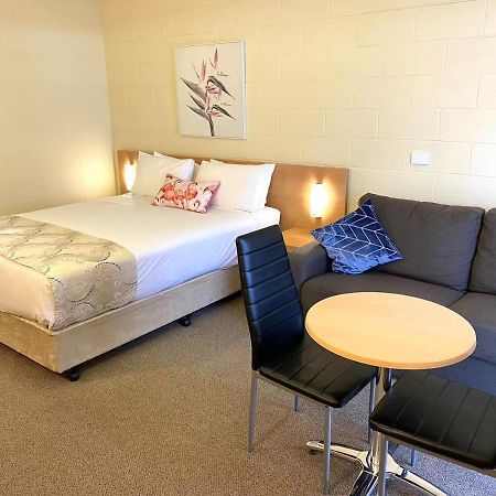 Apollo Motel Паркс Екстер'єр фото