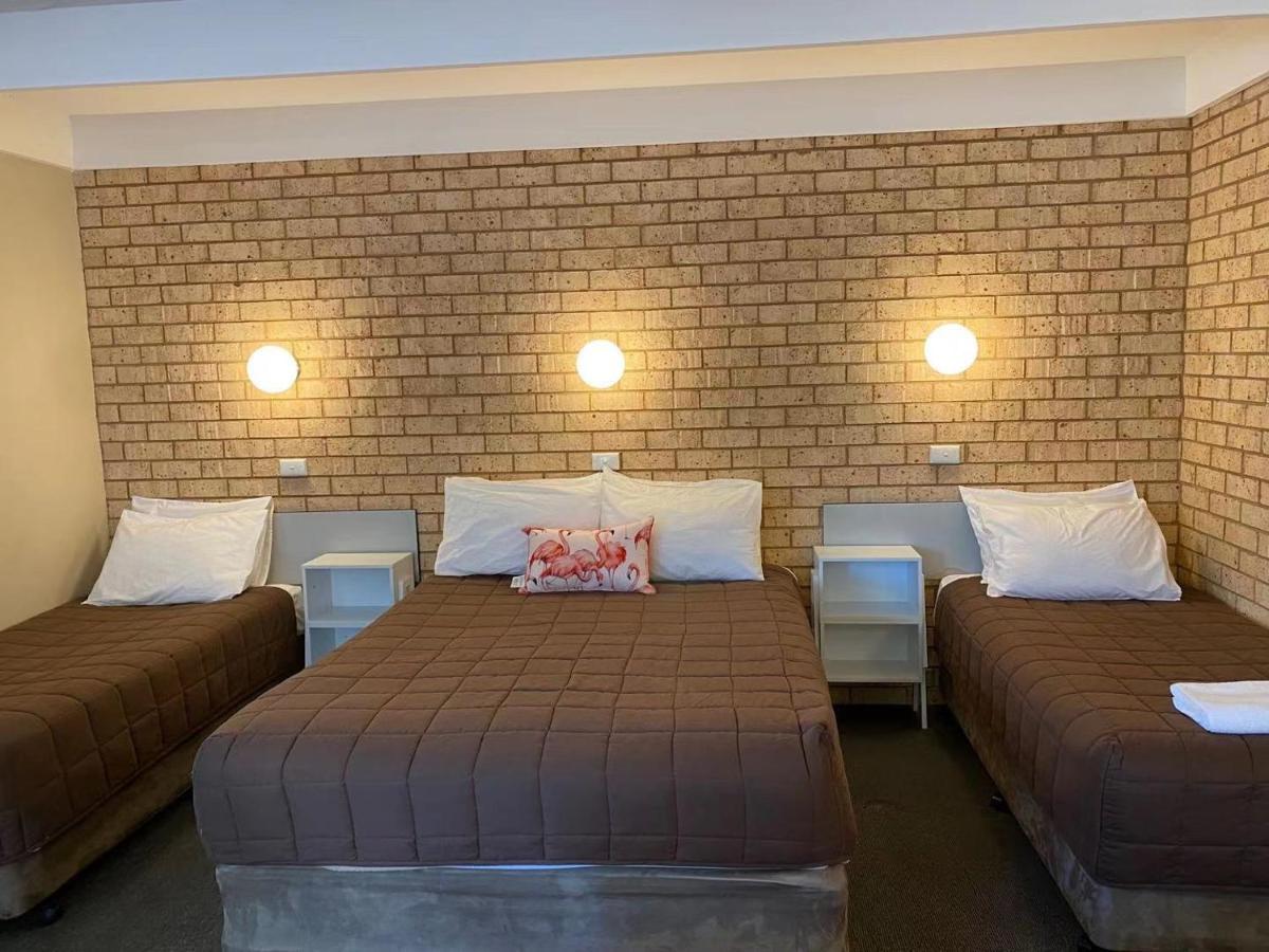 Apollo Motel Паркс Екстер'єр фото