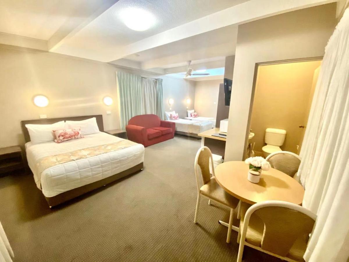 Apollo Motel Паркс Екстер'єр фото