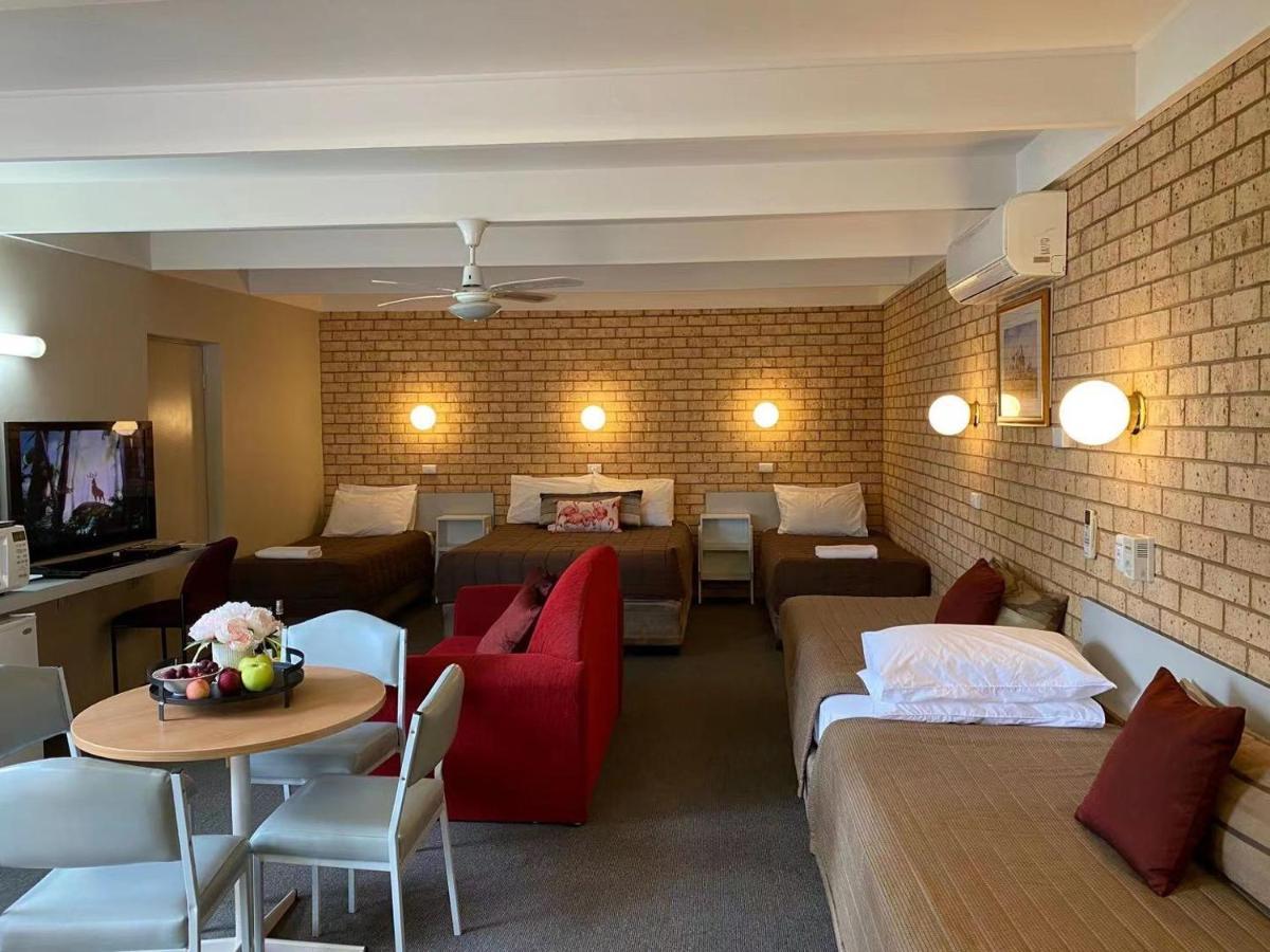 Apollo Motel Паркс Екстер'єр фото