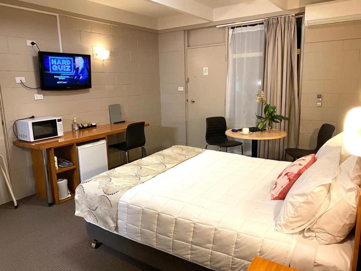 Apollo Motel Паркс Екстер'єр фото