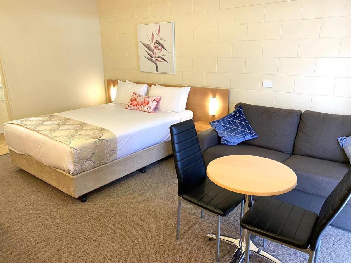 Apollo Motel Паркс Екстер'єр фото